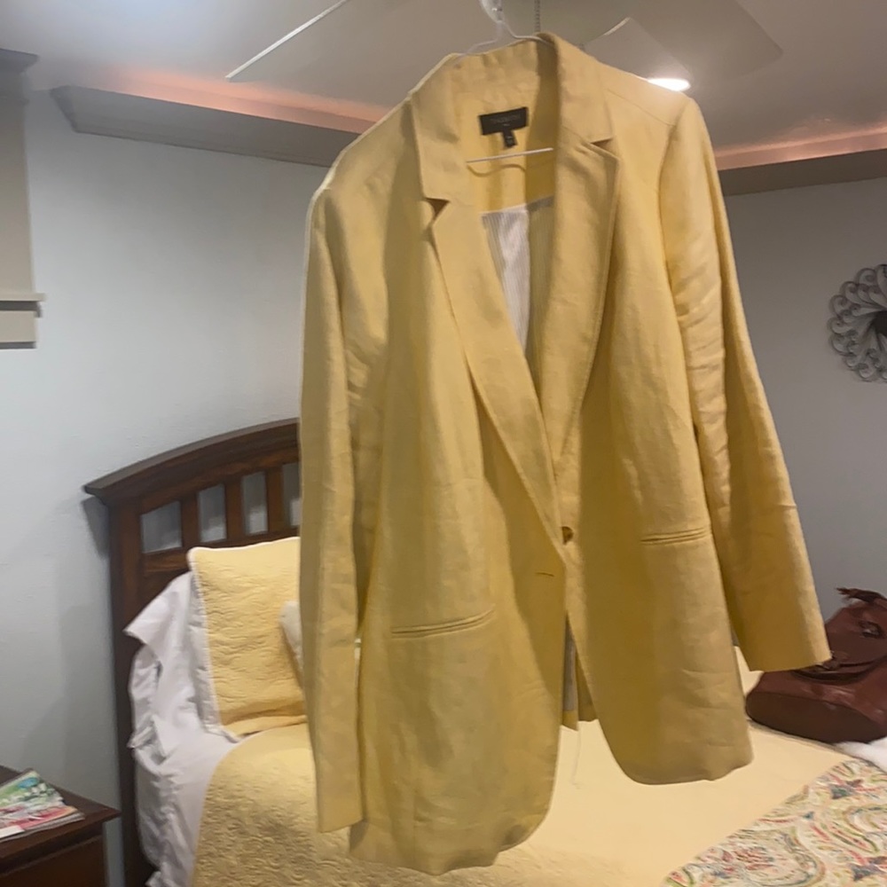 Yellow linen blazer 18w